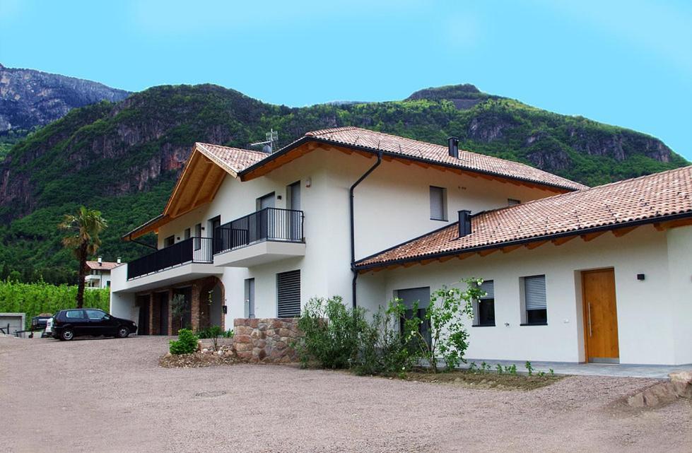 Gisshuebelhof Apartment Andrian Exterior photo